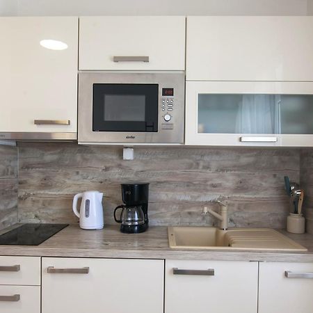 Helvetia Sunny Apartments Bol Bagian luar foto