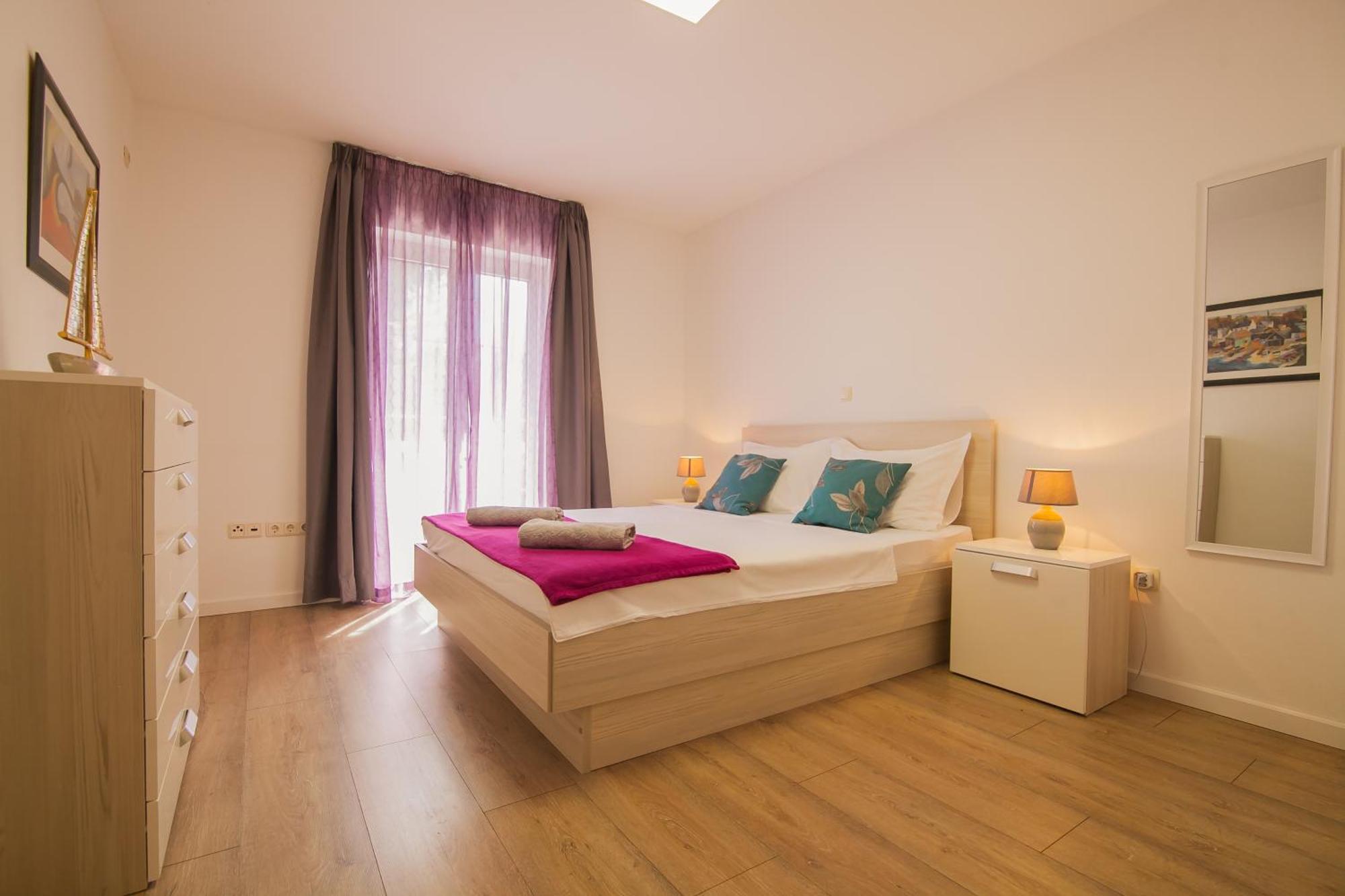 Helvetia Sunny Apartments Bol Bagian luar foto
