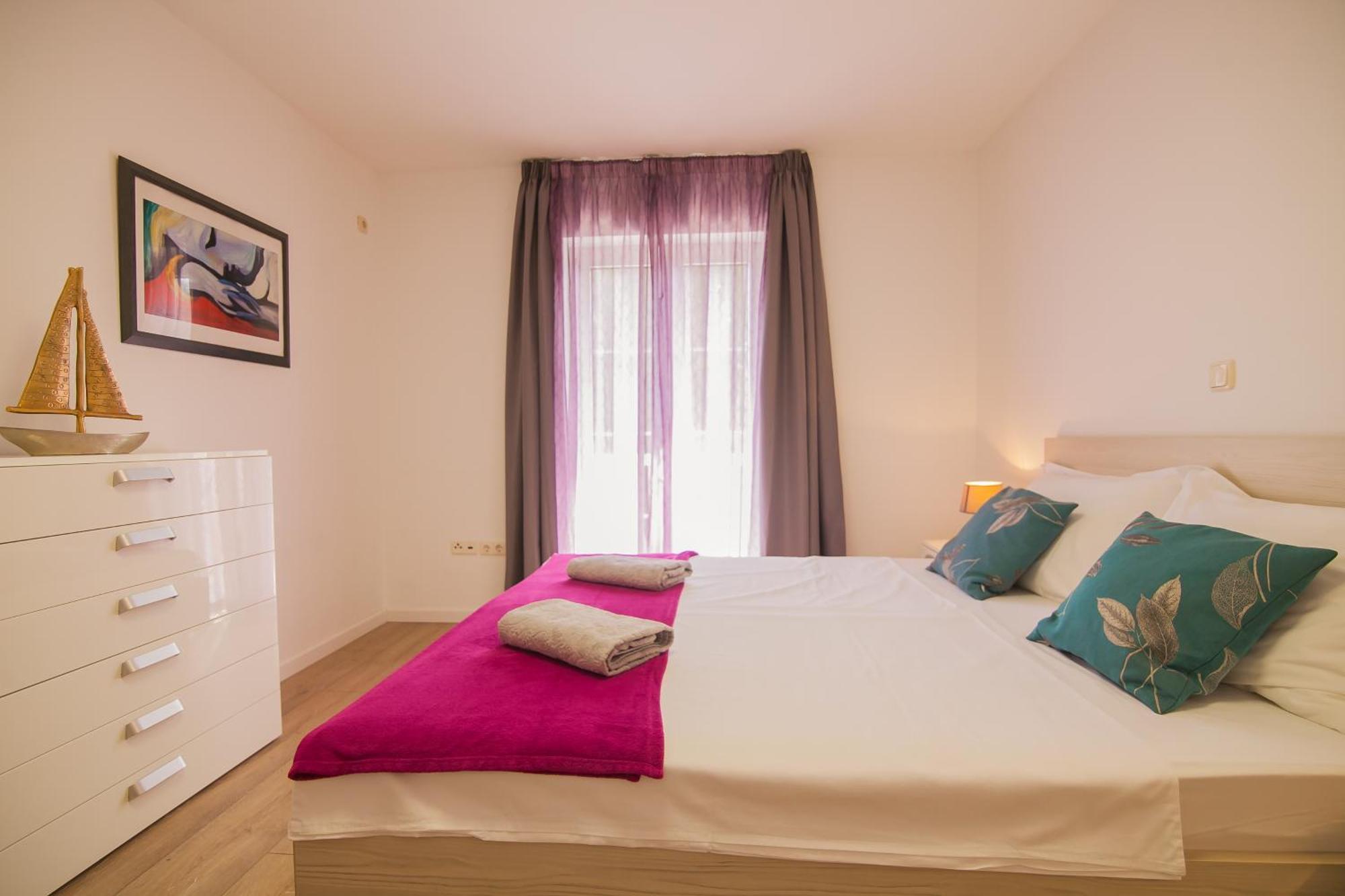 Helvetia Sunny Apartments Bol Bagian luar foto