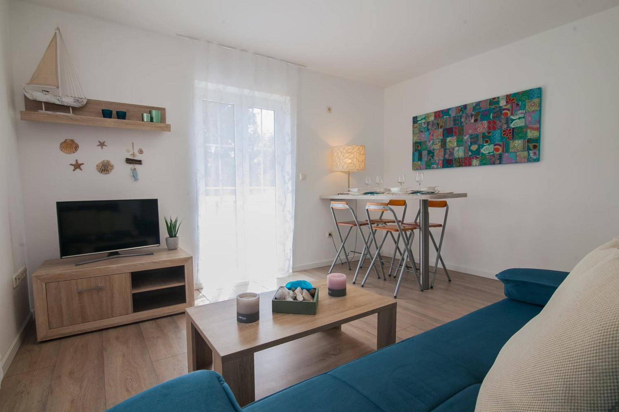 Helvetia Sunny Apartments Bol Bagian luar foto